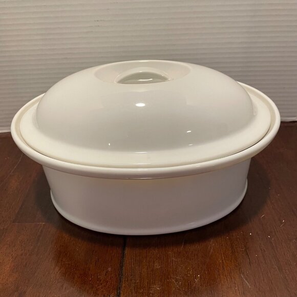 Crate & Barrell Large White Ceramic Casserole Dish with Lid Oval Shape Durable B - Picture 1 of 10